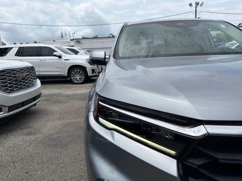 Used 2023 Honda Pilot EX-L image 4