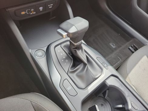 New 2026 Kia K4 LXS image 34