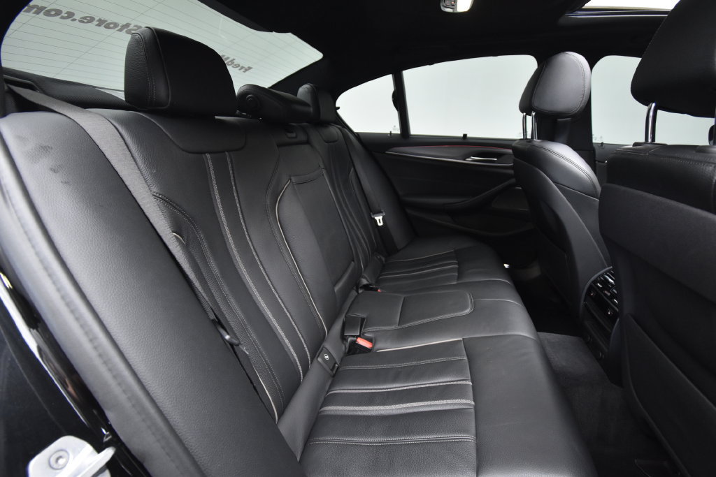 Used 2019 BMW 540i xDrive w/ M Sport Package AWD/4WD image 19