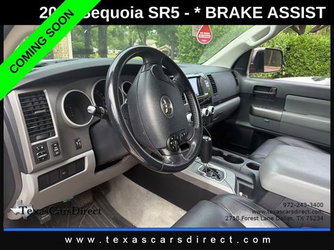 Used 2011 Toyota Sequoia SR5 RWD image 6