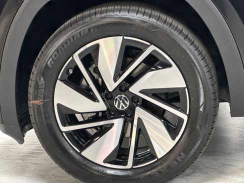 New 2026 Volkswagen Atlas SEL AWD/4WD image 25