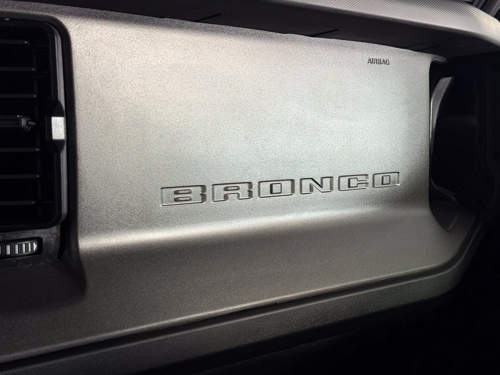 Used 2025 Ford Bronco Badlands AWD/4WD image 21
