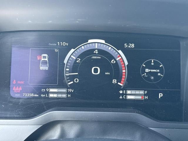Used 2024 Toyota Tundra Limited AWD/4WD image 28