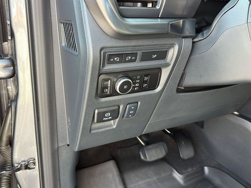 Used 2024 Ford F150 Lariat w/ FX4 Off-Road Package AWD/4WD image 14