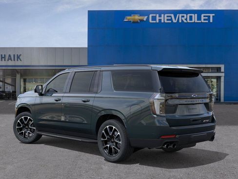 New 2026 Chevrolet Suburban RST w/ Comfort Package RWD image 3