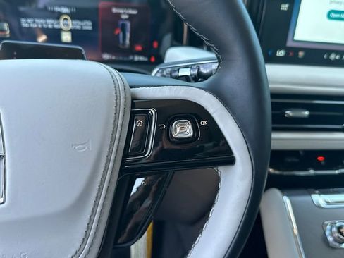 New 2026 Lincoln Aviator AWD w/ Jet Appearance Package image 26