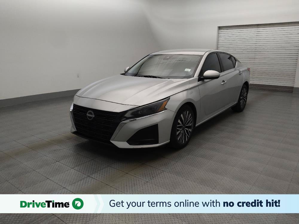 Used 2023 Nissan Altima 2.5 SV FWD image 1