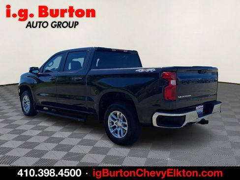 Used 2023 Chevrolet Silverado 1500 LT AWD/4WD image 4