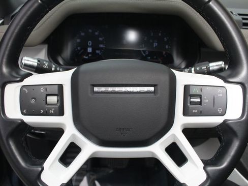 Used 2022 Land Rover Defender 110 SE AWD/4WD image 17