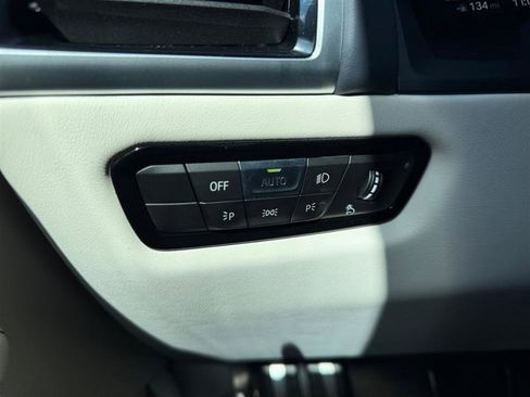 Used 2023 BMW M850i xDrive Coupe w/ M Carbon Exterior Package image 26