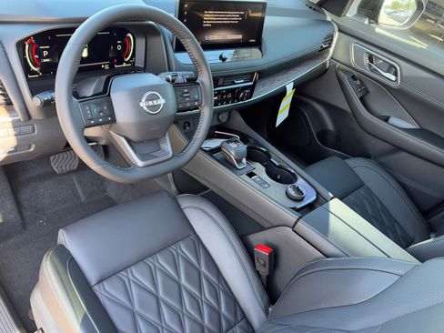 New 2026 Nissan Rogue Platinum w/ Platinum Premium Package image 18