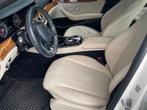 Used 2018 Mercedes-Benz E 300 image 3