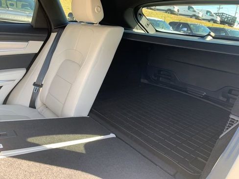 Used 2021 Jaguar F-PACE R-Dynamic S image 24