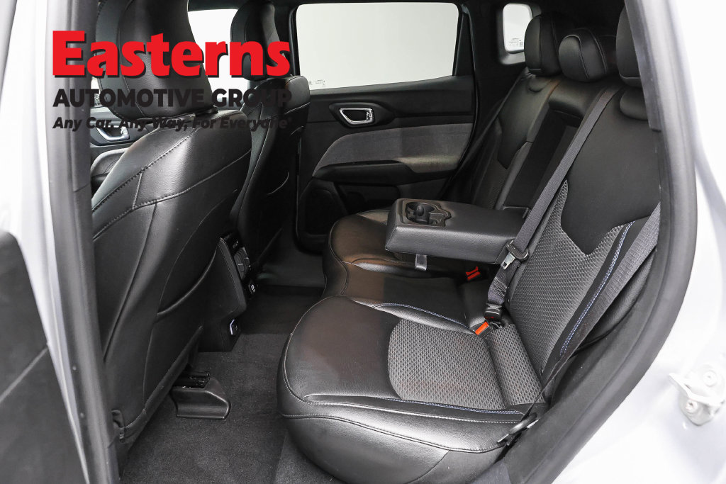 Used 2024 Jeep Compass Latitude AWD/4WD image 22