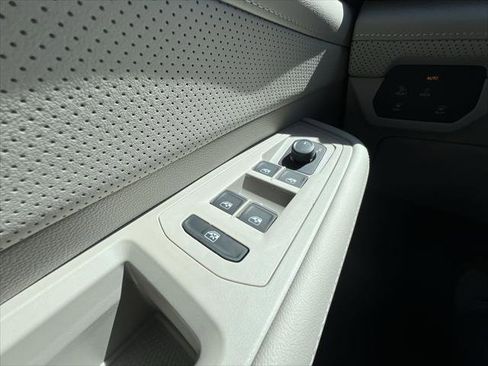 New 2026 Volkswagen Atlas SE AWD/4WD image 13