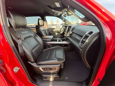 Used 2024 RAM 1500 Laramie image 28