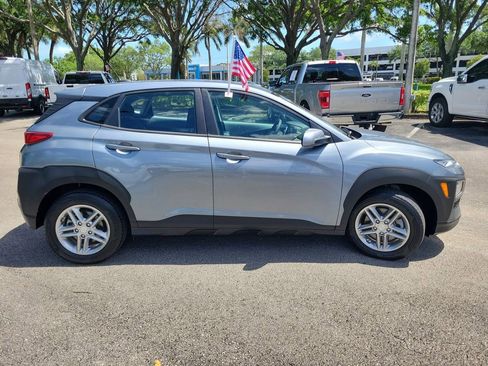 Used 2019 Hyundai Kona SE AWD/4WD image 6