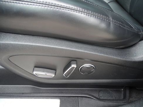Used 2019 Lincoln MKC AWD Select w/ Select Plus Package image 16