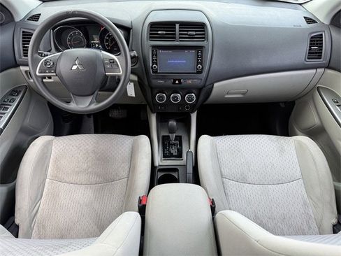 Used 2018 Mitsubishi Outlander Sport ES image 11