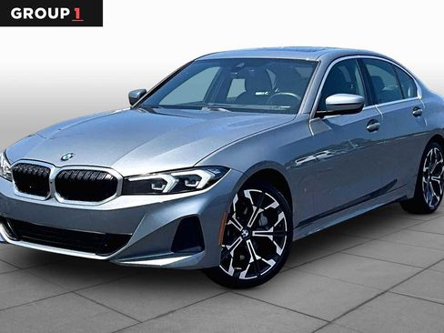 Certified 2025 BMW 330i Sedan RWD image 1