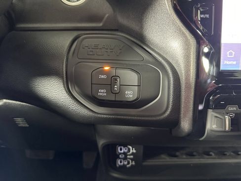 New 2026 RAM 2500 Tradesman AWD/4WD image 17