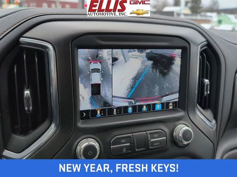 Used 2021 GMC Sierra 2500 AT4 w/ AT4 Preferred Package image 14