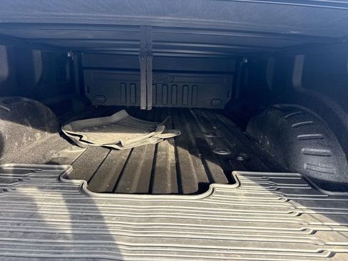 Used 2025 Ford F250 Platinum image 13