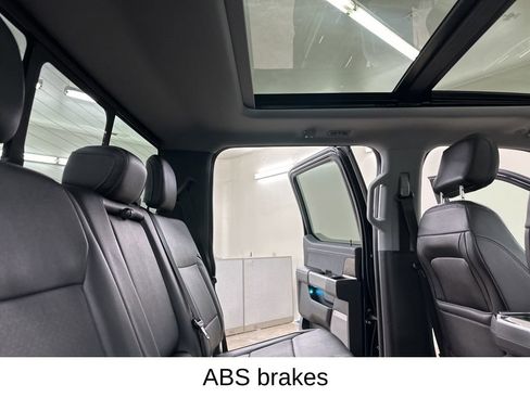 Used 2022 Ford F150 Lariat w/ Equipment Group 502A High image 26