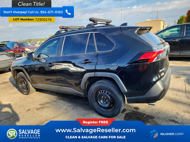 Used 2019 Toyota RAV4 LE w/ Carpet Mat Package AWD/4WD image 3