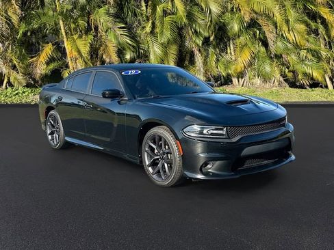 Used 2019 Dodge Charger GT image 2