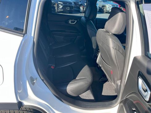 Used 2024 Jeep Compass Trailhawk w/ Trailhawk Convenience Group image 20