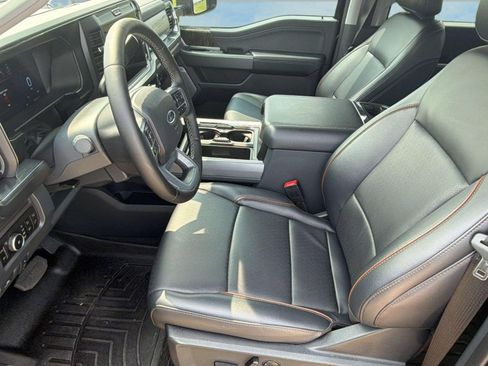 Used 2025 Ford F250 Lariat w/ Tremor Off-Road Package AWD/4WD image 5
