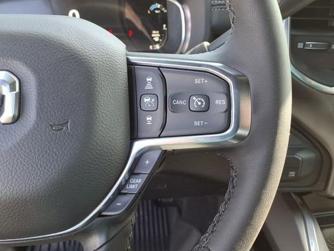 New 2026 RAM 3500 Laramie AWD/4WD image 20