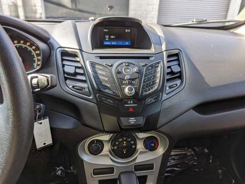 Used 2019 Ford Fiesta SE image 21