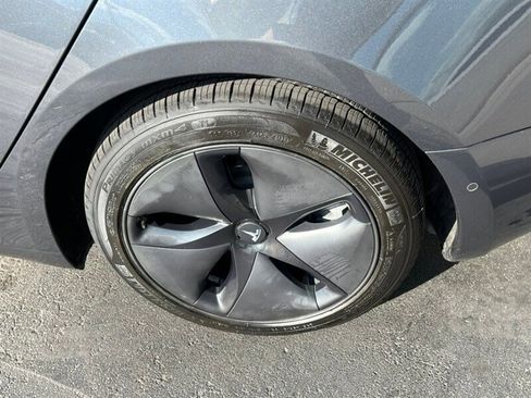 Used 2019 Tesla Model 3 Long Range image 13