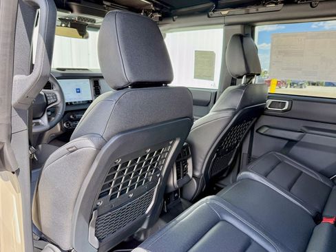 New 2026 Ford Bronco Badlands AWD/4WD image 13
