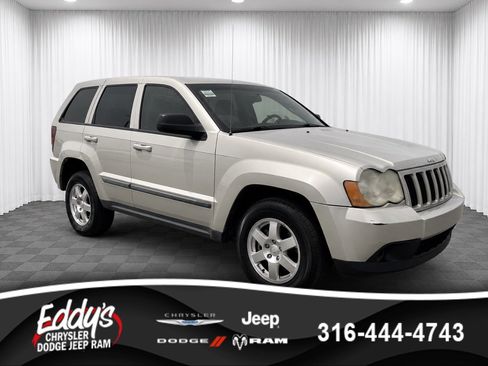 Used 2008 Jeep Grand Cherokee Laredo AWD/4WD image 1
