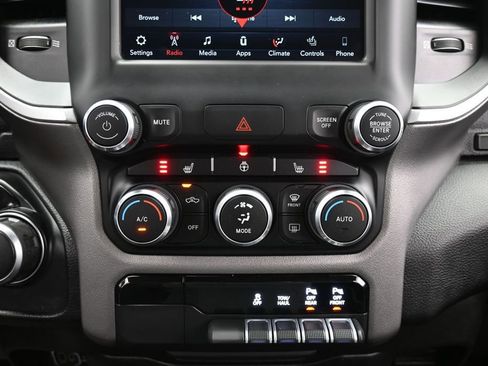Used 2019 RAM 1500 Big Horn AWD/4WD image 42