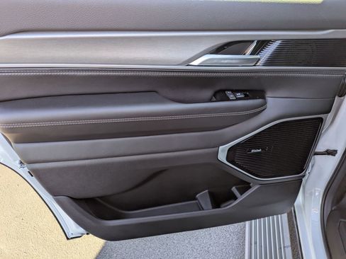 New 2026 Jeep Grand Wagoneer Limited image 22