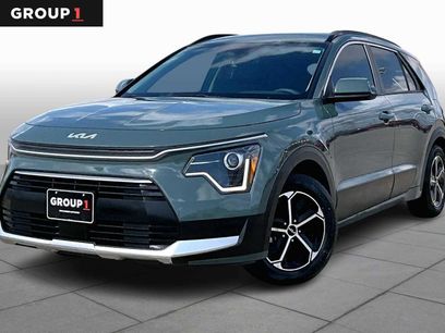 Used 2023 Kia Niro EX