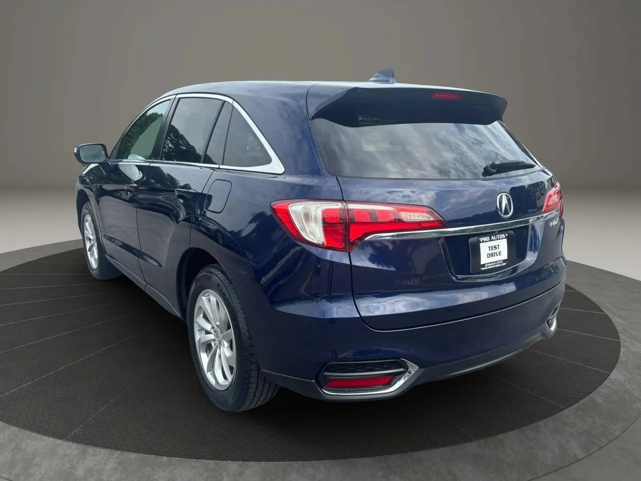Used 2016 Acura RDX w/ Technology Package FWD image 4