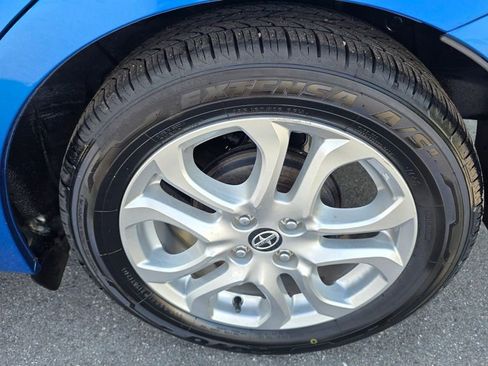 Used 2016 Scion iA FWD image 9