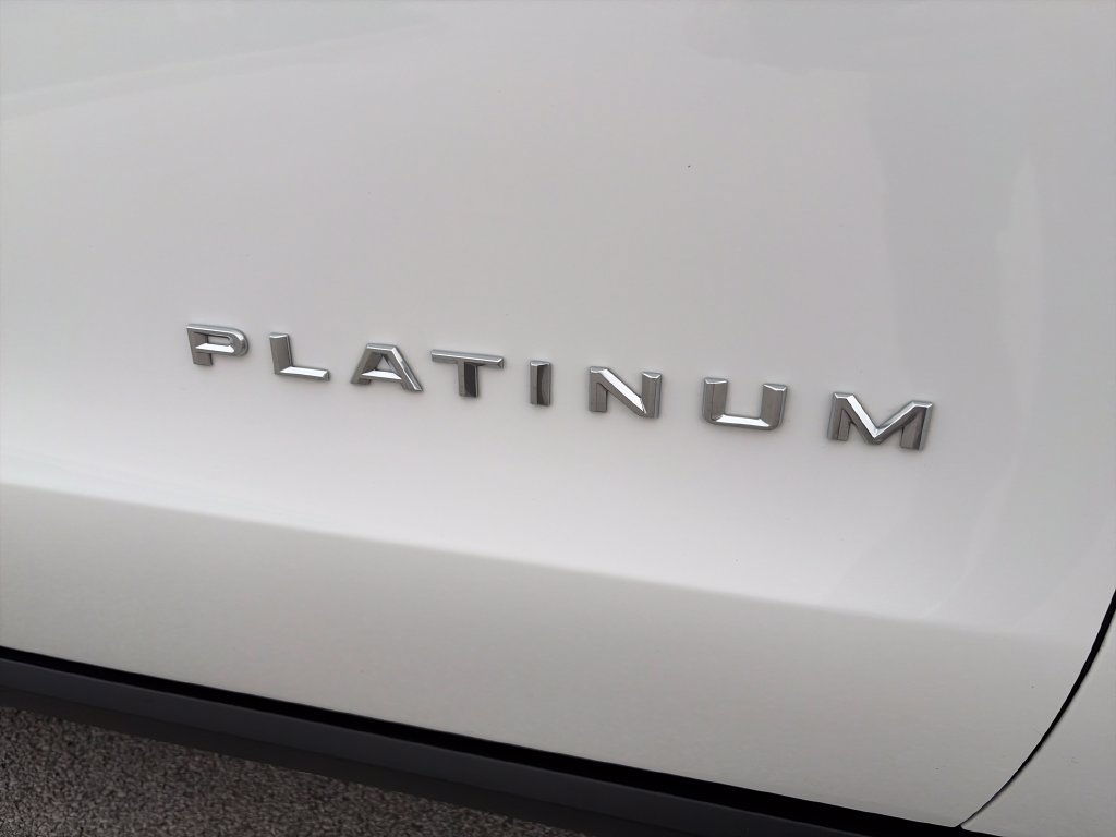 Used 2026 Ford Expedition Max Platinum w/ Platinum Ultimate Package AWD/4WD image 10