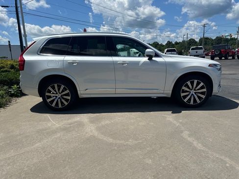 Used 2023 Volvo XC90 B6 Plus w/ Protection Package AWD/4WD image 4