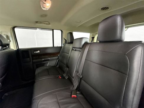 Used 2017 Ford Flex Limited image 31