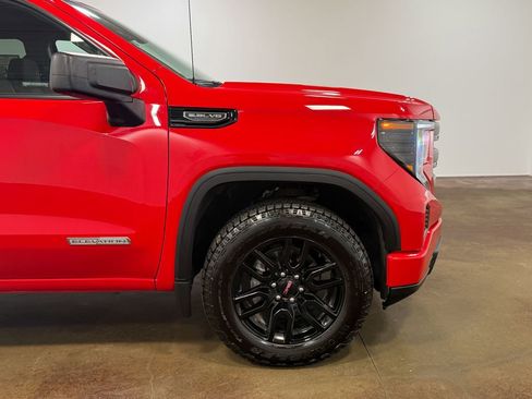 Used 2024 GMC Sierra 1500 Elevation AWD/4WD image 32