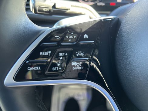 Certified 2025 Mercedes-Benz GLS 450 4MATIC image 16