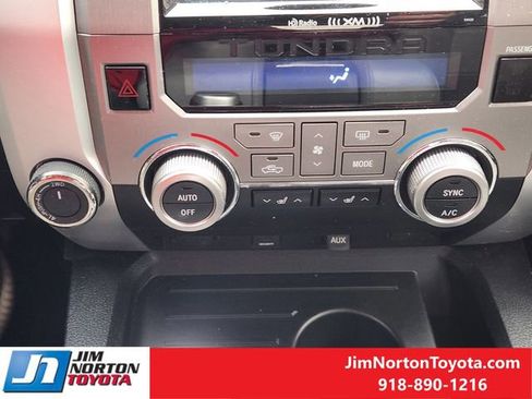 Used 2017 Toyota Tundra Limited image 22