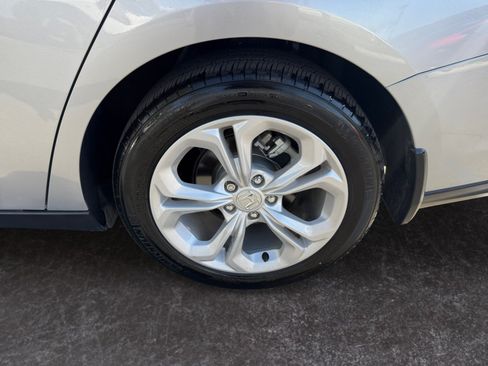 Used 2025 Honda Accord LX image 14