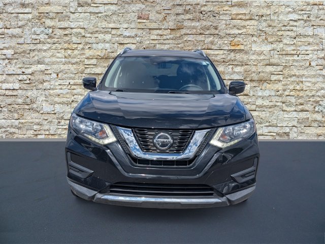 Used 2020 Nissan Rogue SV FWD image 3